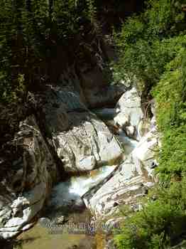Drive Around Mt. Rainier - Comet Falls