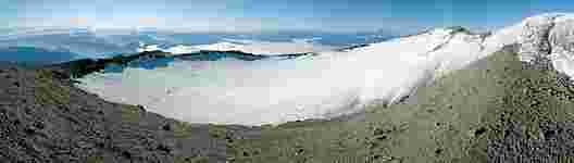 The crater from just below the summit