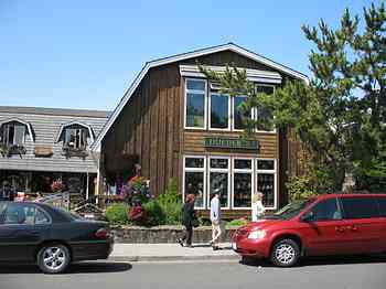 Rowley Family - Cannon Beacch Oregon - Tillamook Cheese Factory