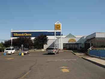 Rowley Family - Cannon Beacch Oregon - Tillamook Cheese Factory