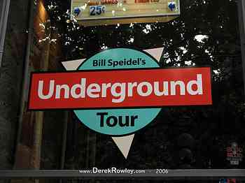Rowley Family - Seattle Undergroud Tour - Pikes Place Market