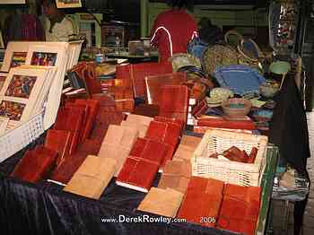 Rowley Family - Seattle Undergroud Tour - Pikes Place Market