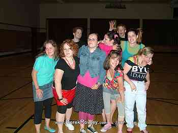 YSA Dance - Seattle - 80's Night - Minnie's Caf�