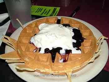 YSA Dance - Seattle - 80's Night - Minnie's Caf�